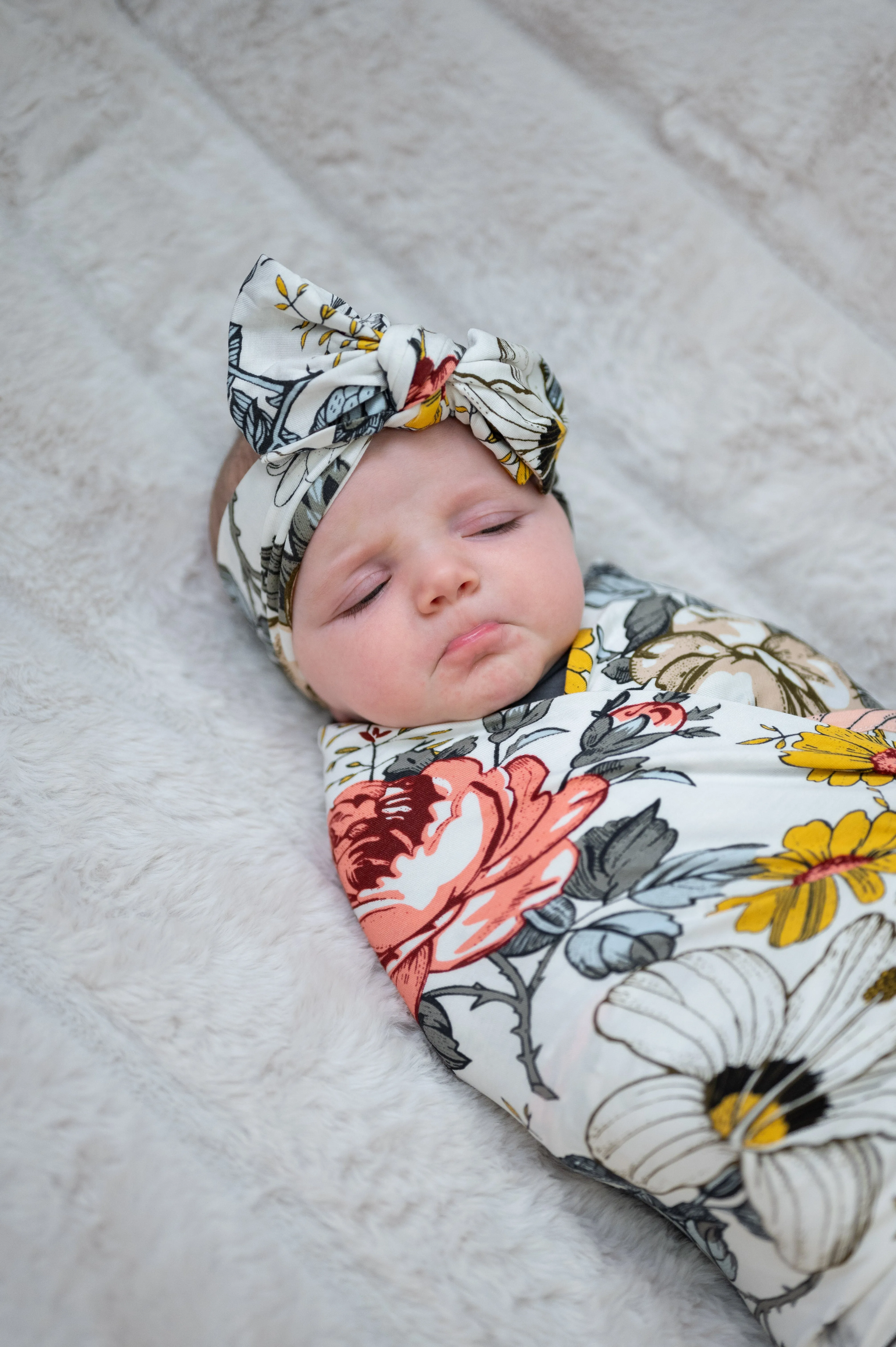 Baby Swaddle Set: Vintage Floral