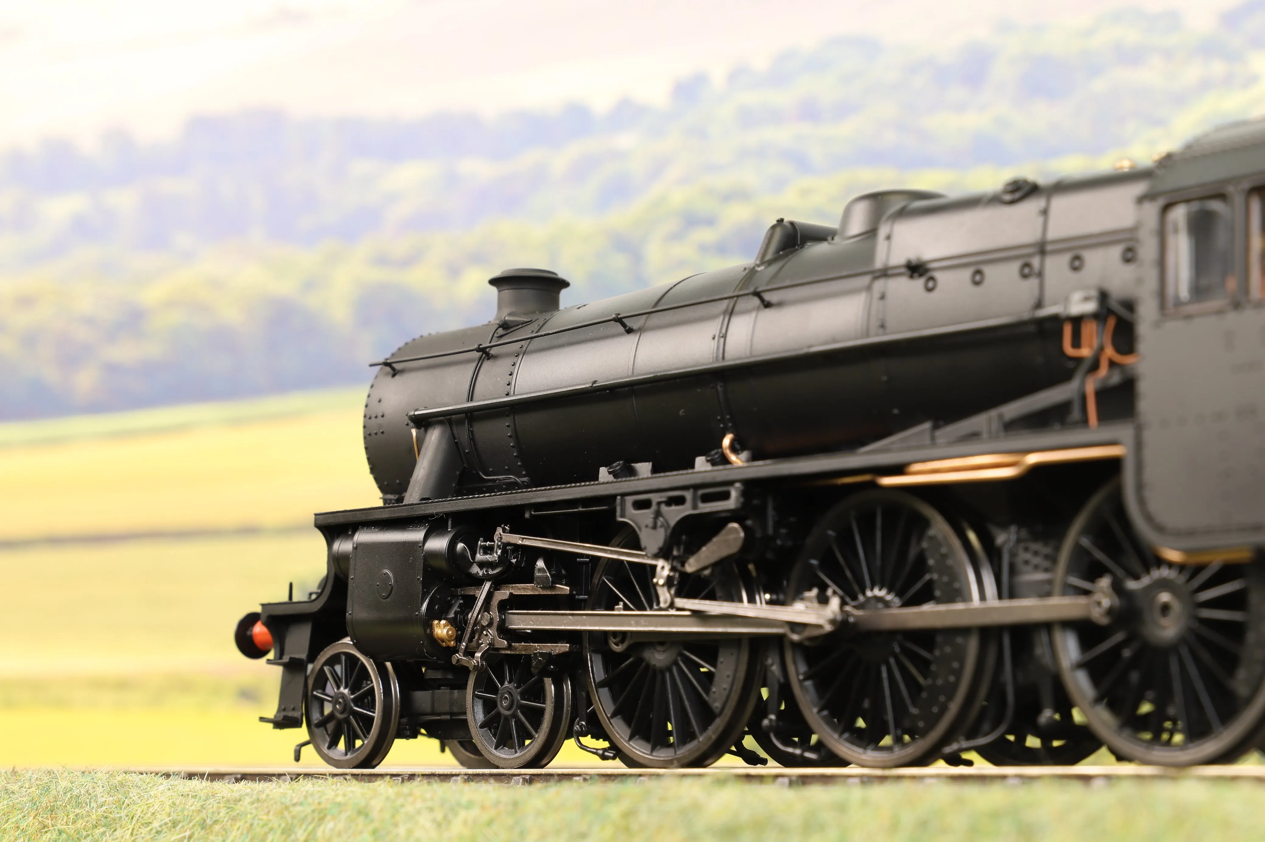 Ellis Clark Trains E1009U O Gauge Stanier Class 5 4-6-0 "Black 5", Plain Black, 'Un-numbered', Welded Tender