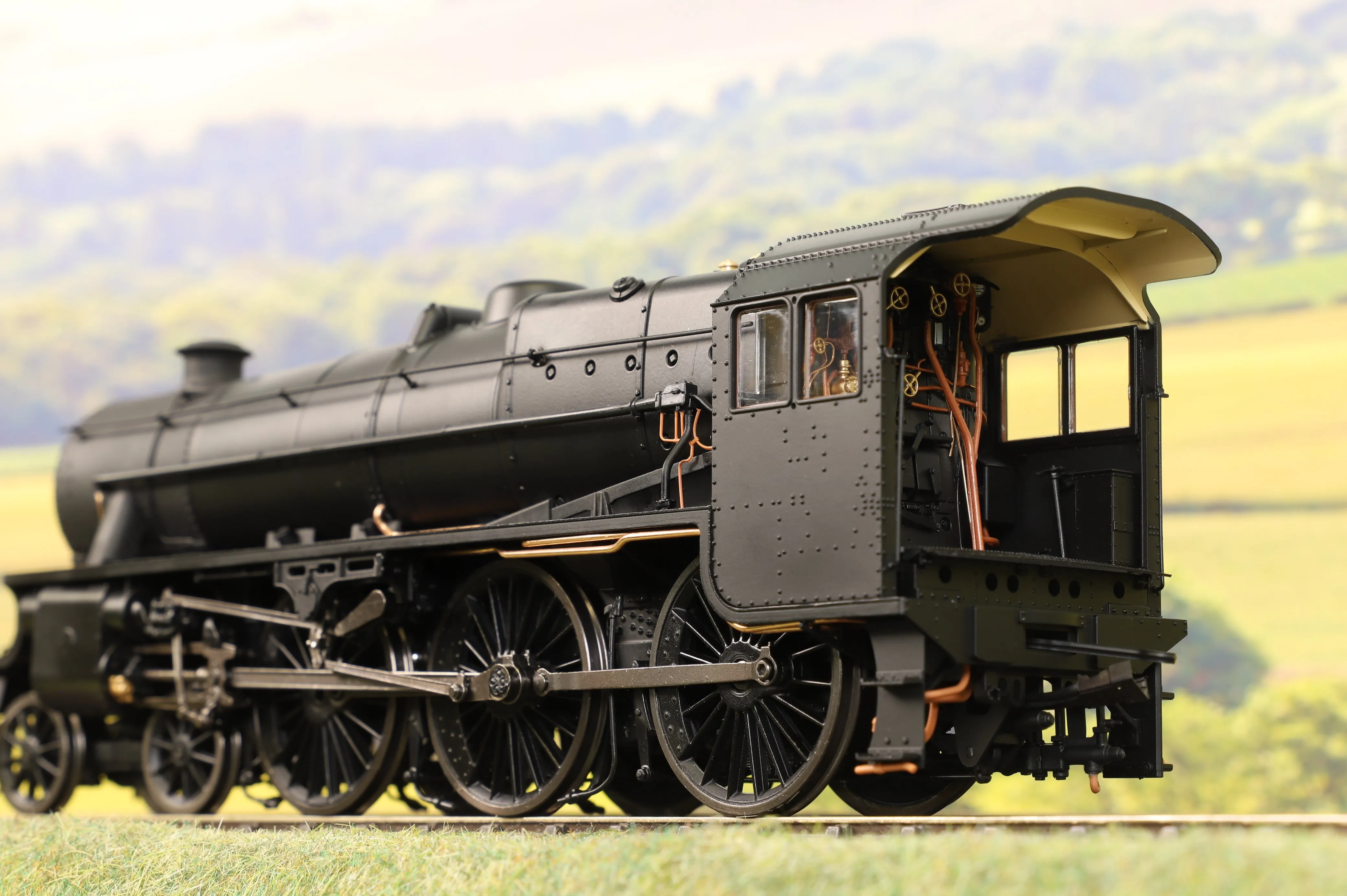 Ellis Clark Trains E1009U O Gauge Stanier Class 5 4-6-0 "Black 5", Plain Black, 'Un-numbered', Welded Tender