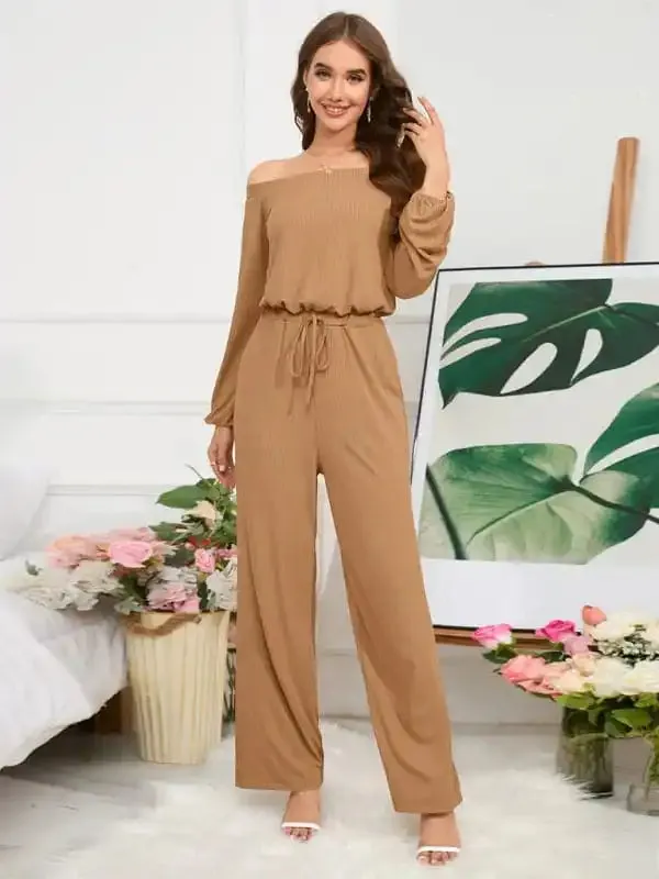 One-shoulder long-sleeved slim-waisted wide-leg jumpsuit